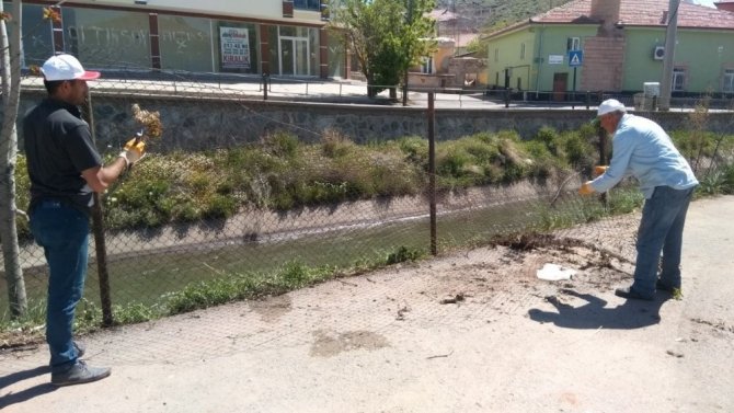 Aksaray’da sulama kanalı telleri yenileniyor