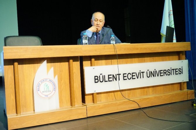Yazar Oğuz Demiralp BEÜ’de “Okuma Deneyimleri" başlıklı bir konferans verdi