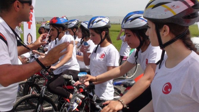 Kızıltepe de ilk defa bisiklet yarışı düzenlendi
