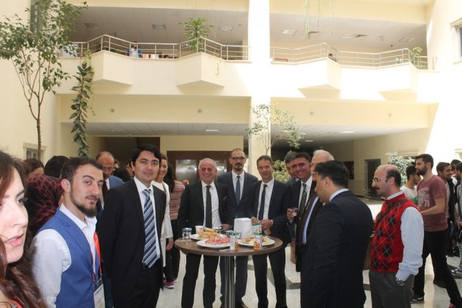 Elektrik ve Elektronik Mühendisleri Kulübü CS Drone ve CS Fizyo tanıttı