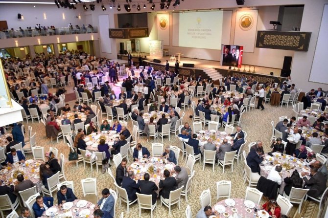 Ak Parti Ankara teşkilatı Altındağ Kültür Sarayı’nda toplandı