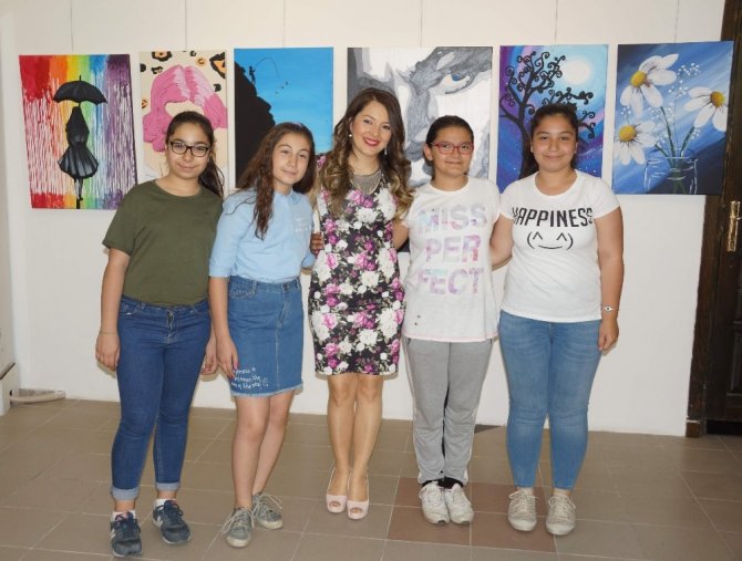 Aydın Özel Değişim Koleji Fotoğraf ve Resim Sergisi büyük ilgi gördü