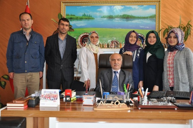 Liseli öğrenciler destan yazdı