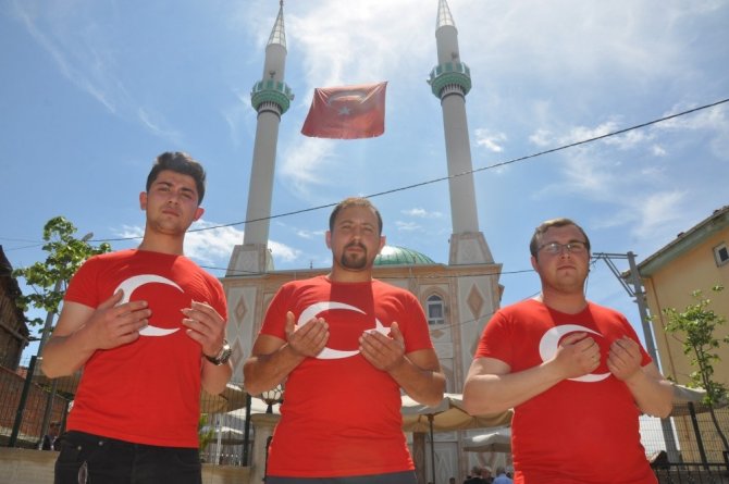 Süpürtü Cami ibadete açıldı