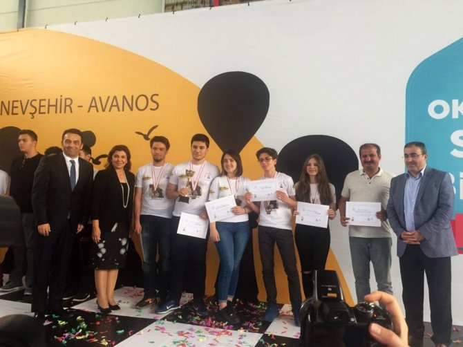 Vahit Tuna Anadolu Lisesi’nden büyük başarı