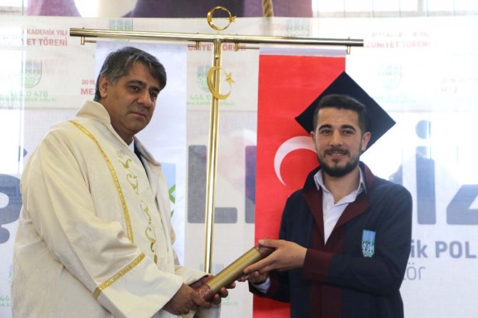 KBÜ Eskipazar MYO 6 programdan 500’e yakın öğrenci mezun verdi