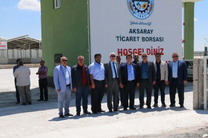Başkan Yazgı, Aksaray Ticaret Borsası ve canlı hayvan pazarını ziyaret etti
