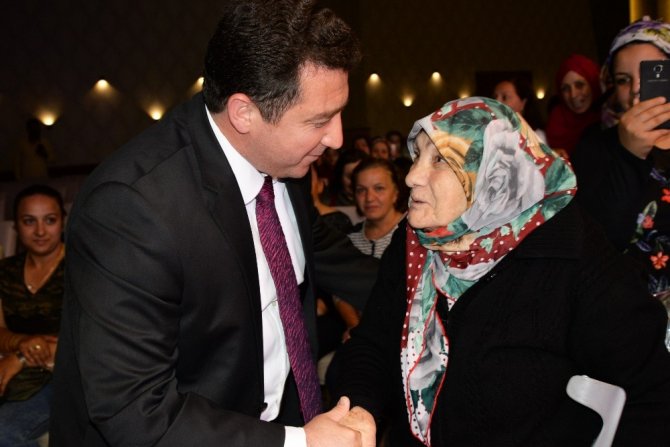 Şebnem Kısaparmak Bozüyüklü sevenleri ile bir araya geldi