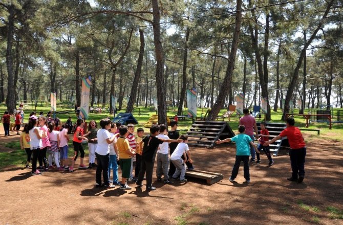 Kepezli çocuklardan macera parkına yoğun ilgi