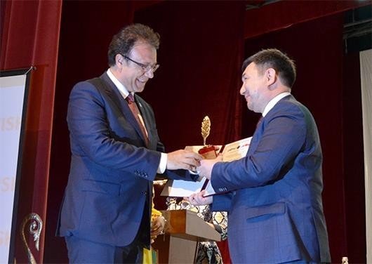 Kazakistan’da Gaspıralı ödülleri