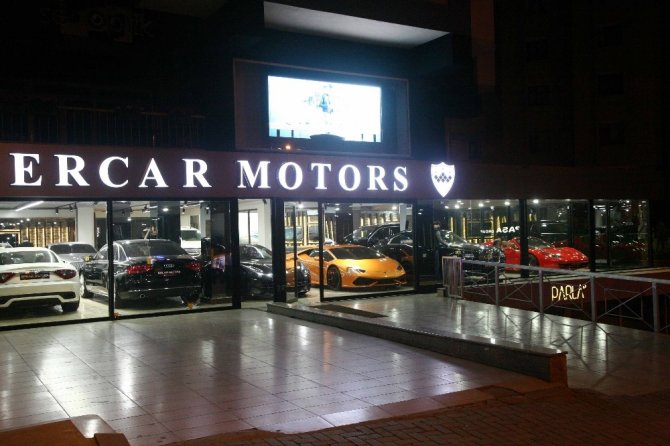 Beşiktaş’ta lüks galeriye silahlı saldırı