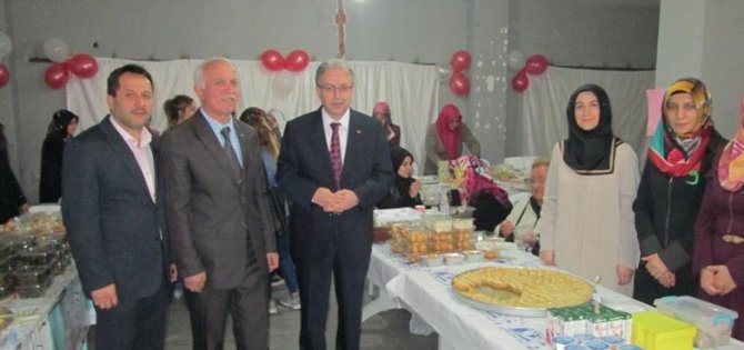 Devrek Müftülüğü kermes düzenledi