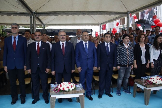 Silahlı saldırgana müdahale ederken şehit düşen emniyet müdürüne vefa