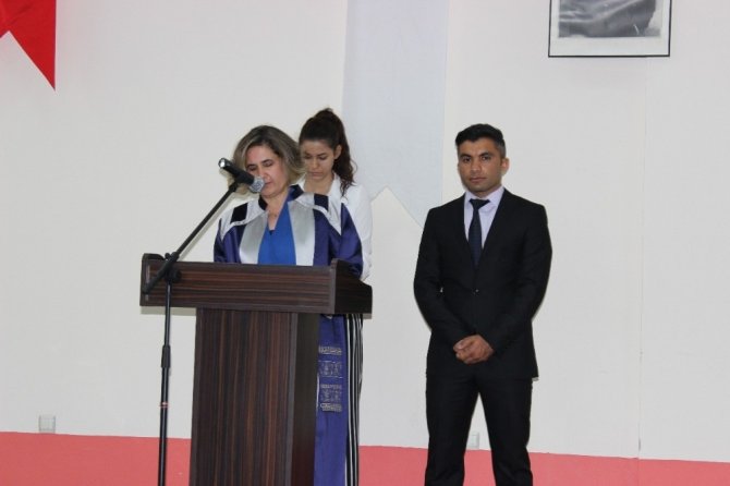 Bozdoğan MYO mezunlarını uğurladı