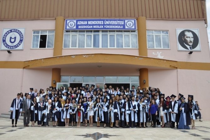 Bozdoğan MYO mezunlarını uğurladı