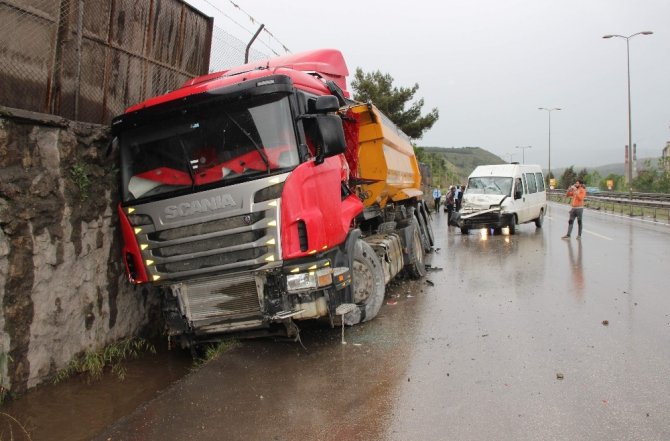 Karabük’te trafik kazası: 5 yaralı