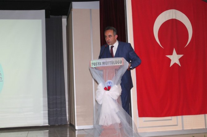 Tosya Cumhuriyet Anadolu Lisesinden Eşkali Aşk isimli şiir dinletisi