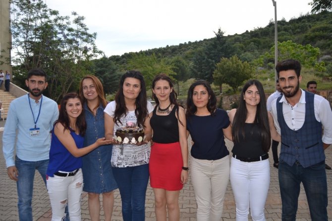 Kozan Meslek Yüksek Okulu’nda mezuniyet töreni