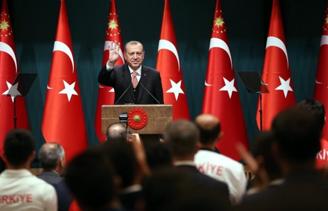 Cumhurbaşkanı Erdoğan: (Dershanelerin kapatılması) "Darbe girişimine bundan dolayı girdiler"