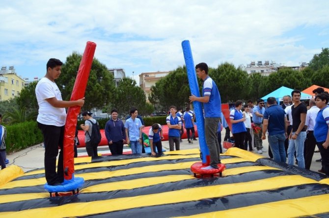 Didim Anadolu Lisesi 19 Mayıs’ı festival tadında kutladı