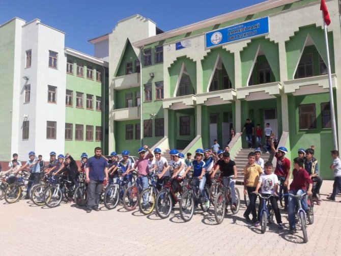 Ahmedi Hani Ortaokulu’nda bisiklet şenliği