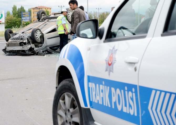 Aksaray’da trafik kazaları: 3 yaralı