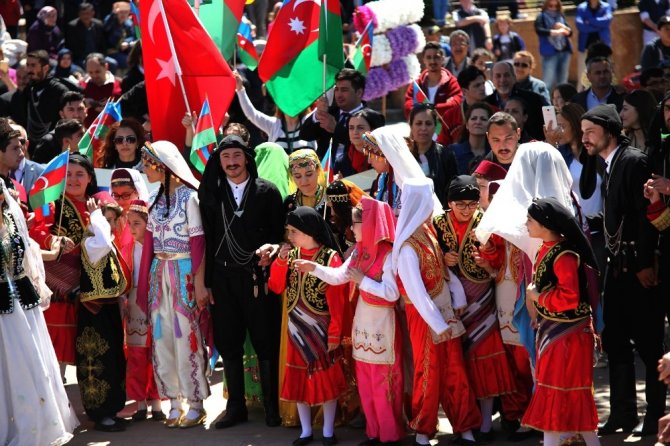 Yağmur yüzünden ertelen ‘Aksu Festival Yürüyüşü’ bugün düzenlendi