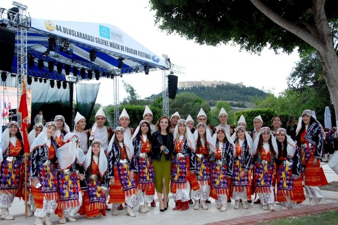 Uluslararası Silifke Müzik ve Folklor Festivali başladı