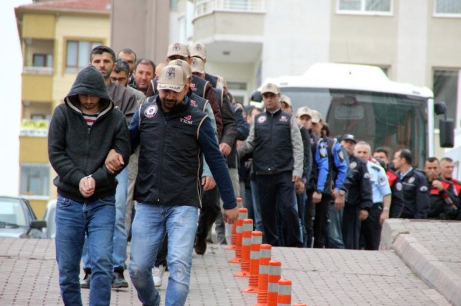 Kayseri’de Bylock’çu 22 eski polis adliyeye sevk edildi