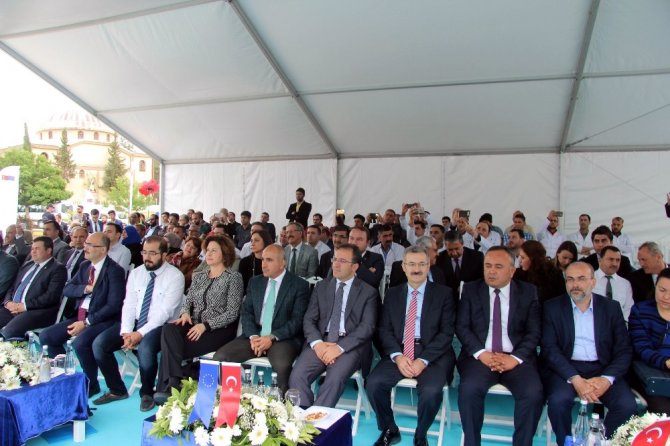 Kilis Göçmen Sağlığı Merkezi açıldı