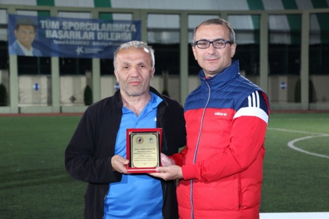 15 Temmuz Şehitler Ligi’nin şampiyonu İstanbul Trabzonspor
