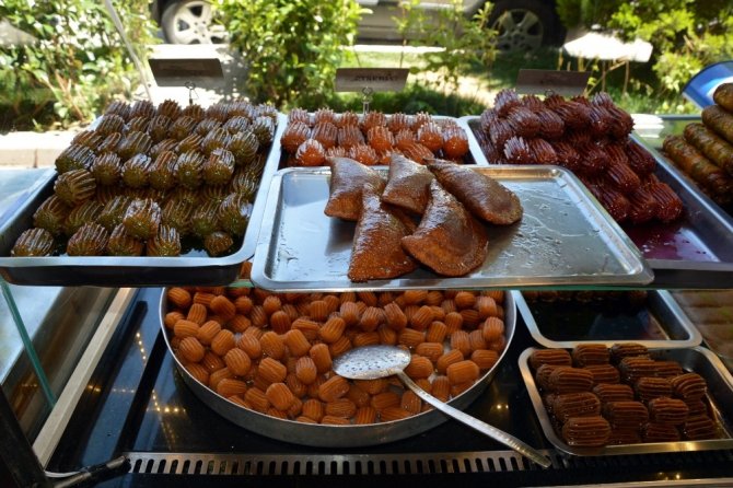 Ramazan’da glikozlu tatlılara dikkat