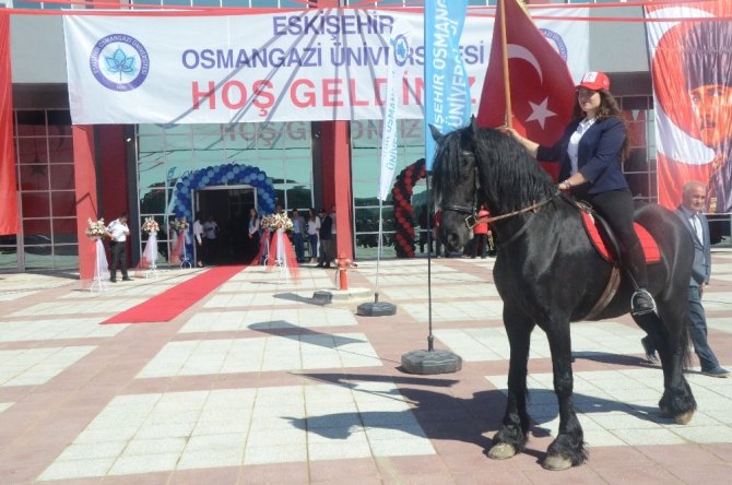 Osmangazi Üniversitesi Stadyumu açıldı