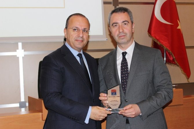 İstanbul Vergi Dairesi Başkanı Bayrakdar: “Herkes ödeme gücüne göre vergi ödesin”