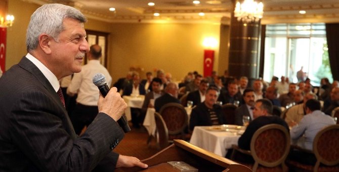 Başkan Karaosmanoğlu, Mardinli muhtarlarla buluştu