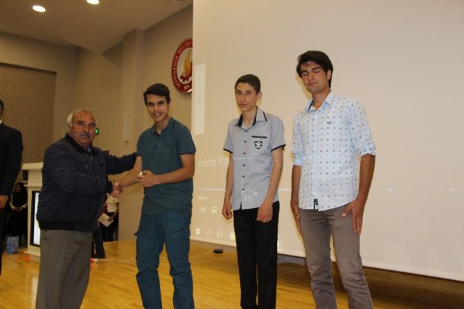 Seydişehir’de yarışmada dereceye girenlere ödülleri verildi