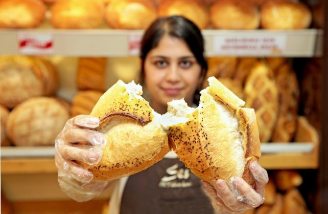 Yılda 2,5 milyar TL’lik ekmek çöpe atılıyor
