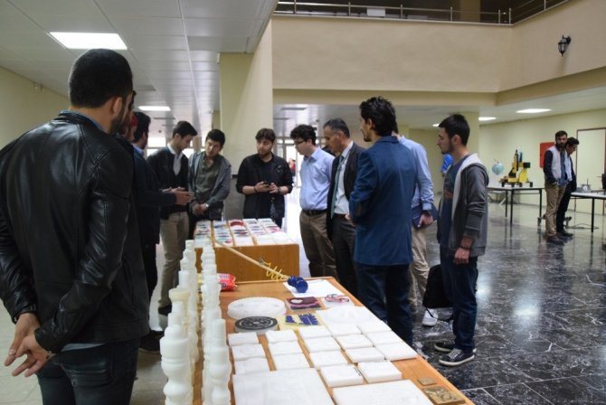 Düzce Üniversitesi mühendislerinden yıl sonu sergisi