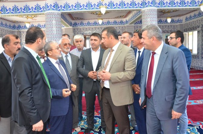 Çınarlık Camisi ibadete açıldı