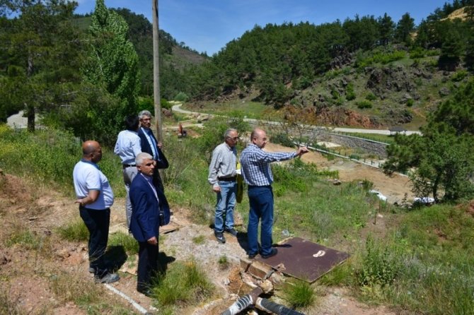 Belediye Başkanı Saraoğlu, Gediz Termal Tatil Köyü’ndeki çalışmaları inceledi