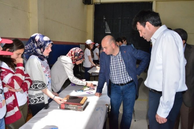 Belediye Başkanı Saraoğlu Tubitak Bilim Fuarına katıldı
