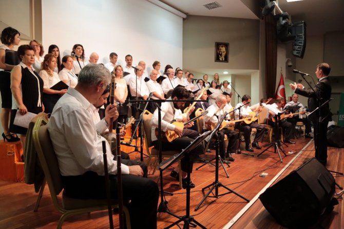 Türk Halk Müziği Korosu’ndan sezon sonu konseri