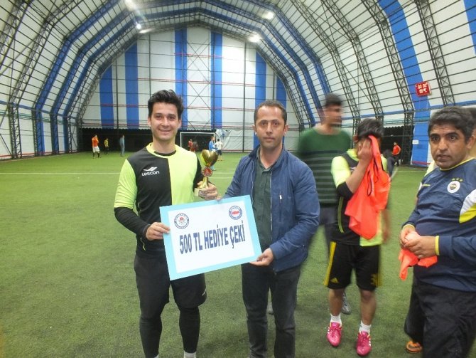 Malazgirt’te Şehit Binbaşı Arslan Kulaksız Futbol Turnuvası