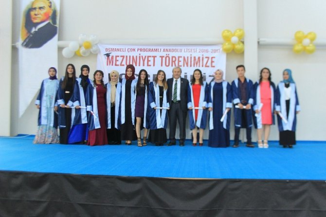 Osmaneli Çok Programlı Anadolu Lisesi mezuniyet töreni düzenledi