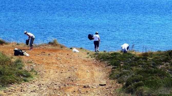 ‘Akdeniz’i Temizleyelim Projesi’ ile çevre temizliği yaptılar