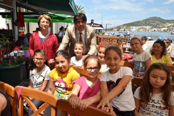 Foçalı öğrenciler akıl ve zeka oyunları oynadı