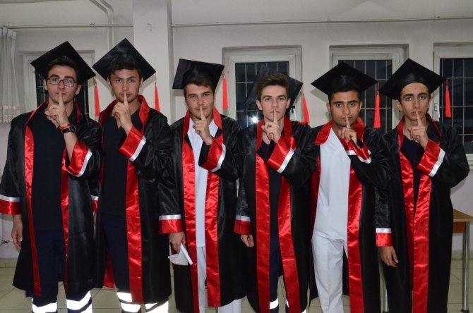 ( Özel Haber) Erkek hemşireler yemin etti