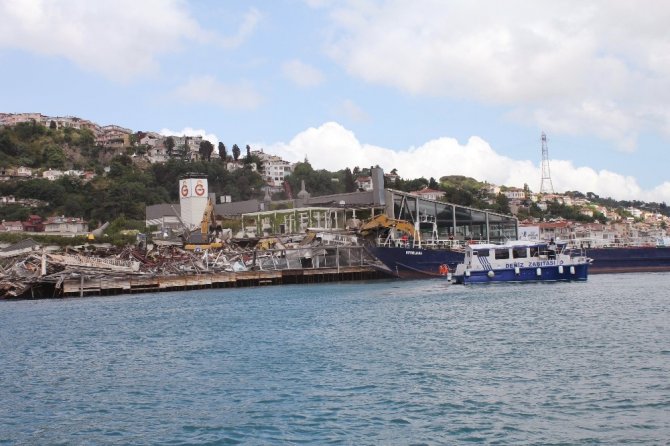Galatasaray Adası’nda yıkım çalışmaları yeniden başladı