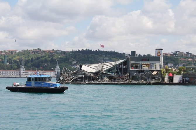 Galatasaray Adası’nda yıkım çalışmaları sona erdi