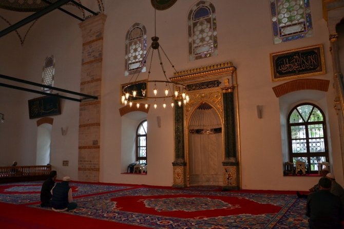 Tarihi Zağnos Paşa Camii, İstanbul’un Fethi’nin yıl dönümünde ibadete açıldı